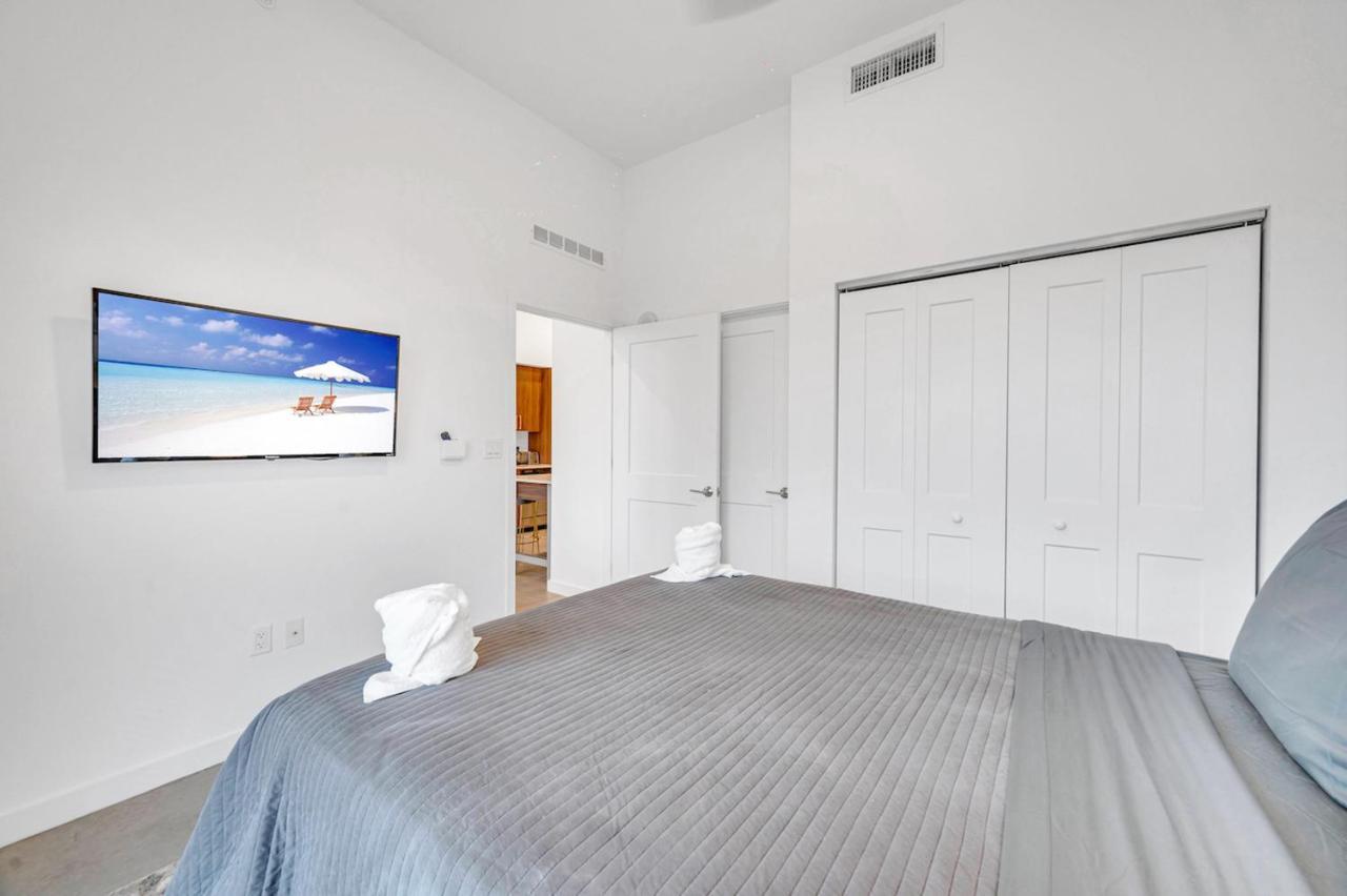 Apartamento Modern Unit In Downtown With Free Parking *